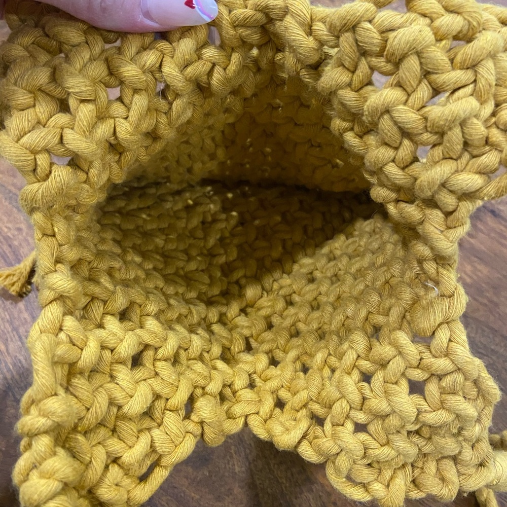 Crochet Fringe Purse - Picture 6 of 6